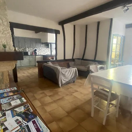 Maison Calme בית נופש *